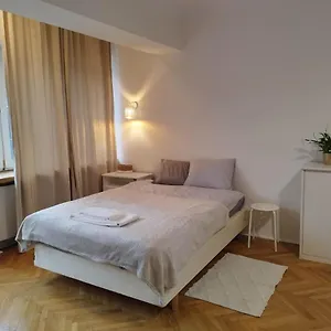 Pokoje, Na Wlochach, Ul. Nieduza Kwatera prywatna