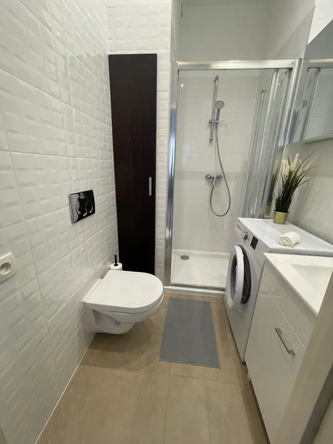 Wiejska 14: Smart City Center Apartment near Parliament Warsaw